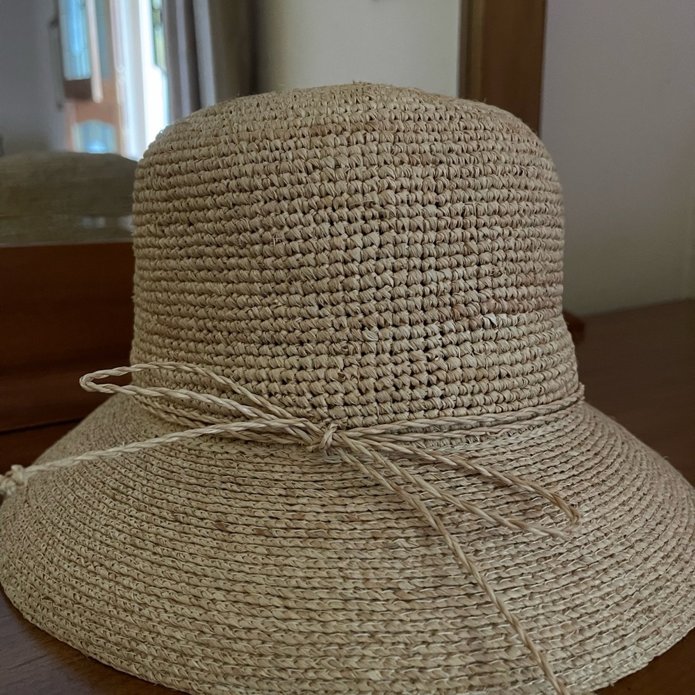 Coolibar UPF 50+ Women's Carolina Summer Cloche - Sun Protective